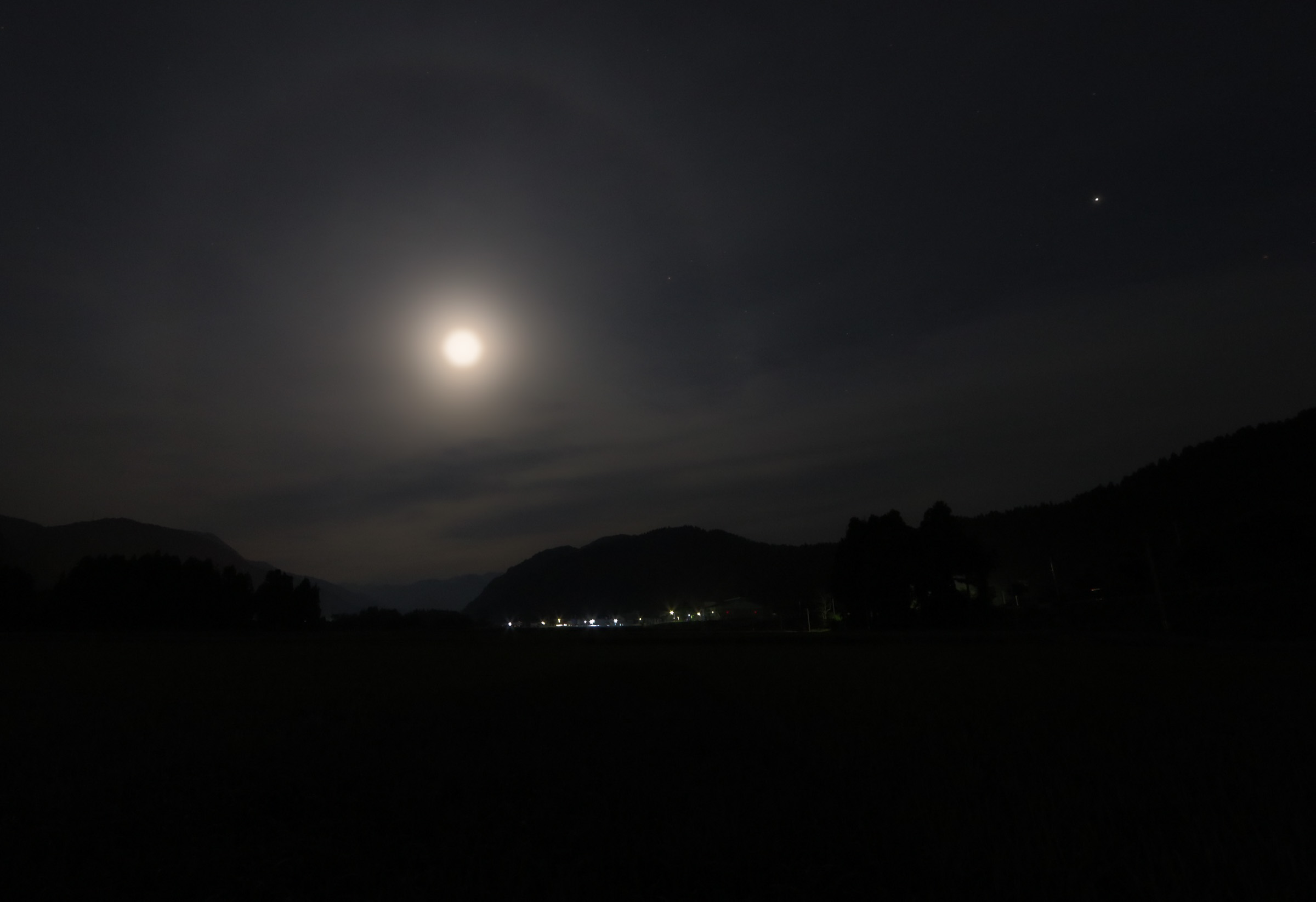 今月のremind 3月編 朧月ってどんな月 春の夜を楽しもう 今月のremind Calendia