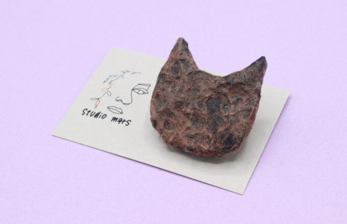 越前和紙ブローチ「ねこ」ｰ茶